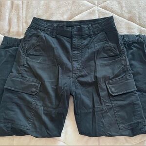 UNIQLO Mens Black Baggy Cuffed Cargo Pants ~ 27-30 inch Size Small
